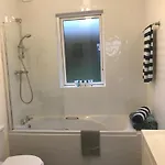 Retreat Apartamento Westport